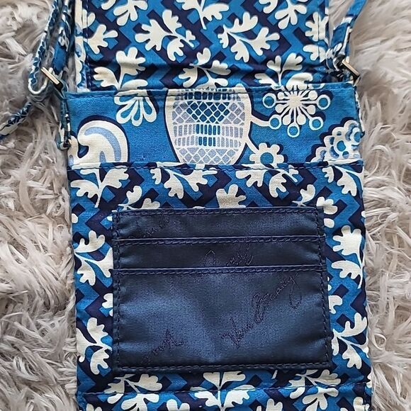 2/$20 Vera Bradley Mini Tri Fold Crossbody Bag - Picture 7 of 9